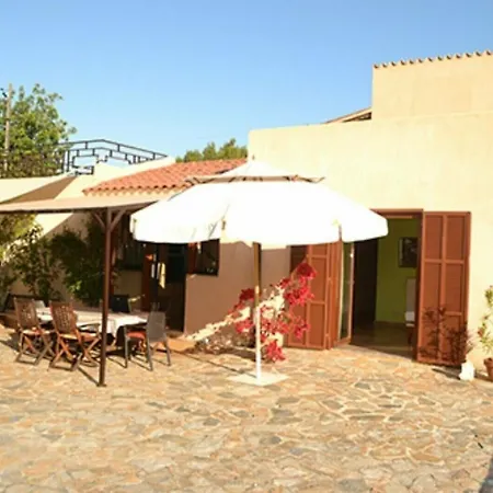 Casa La Siesta- Ruhiges In Cala Ratjada, 300 M Vom Son Moll Entfernt Holiday home *